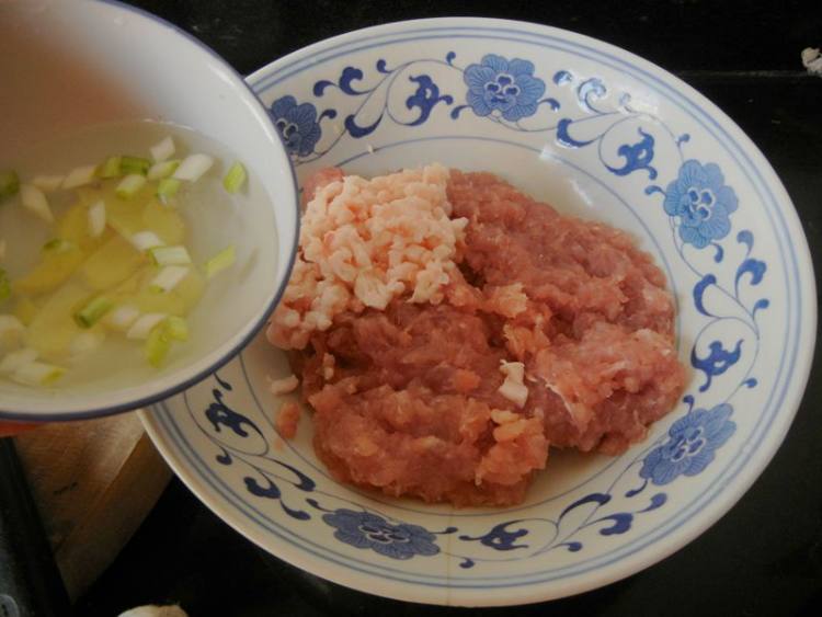 蟹黄狮子头步骤11