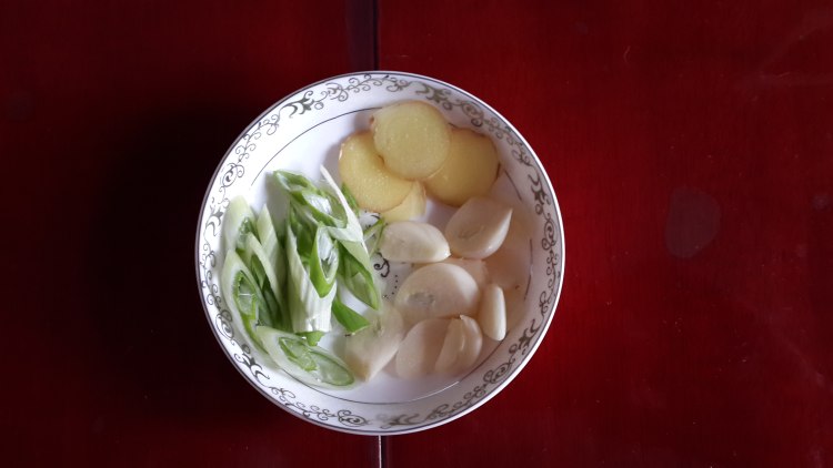 清炒虾仁步骤7