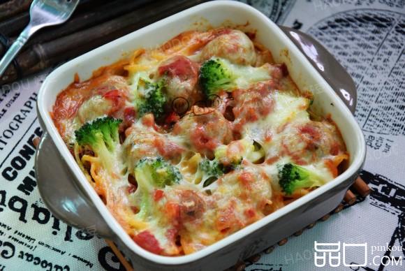 牛肉丸焗意面