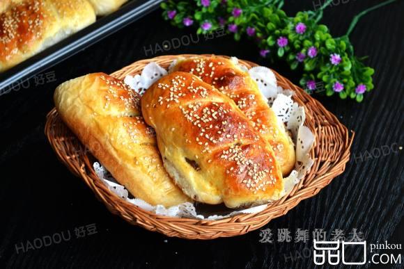 椰味绿葡萄干小餐包