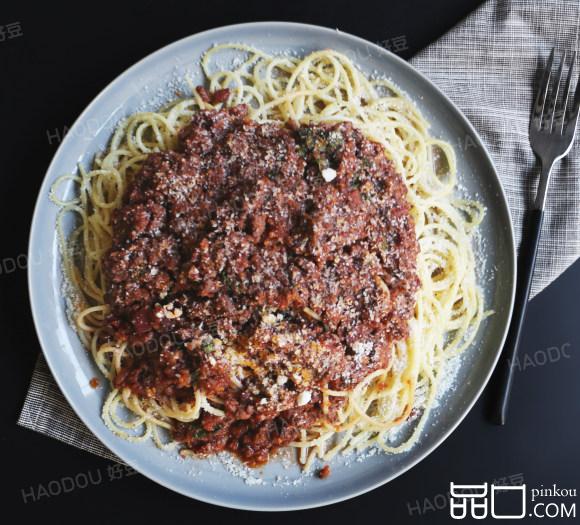 意式番茄肉酱面