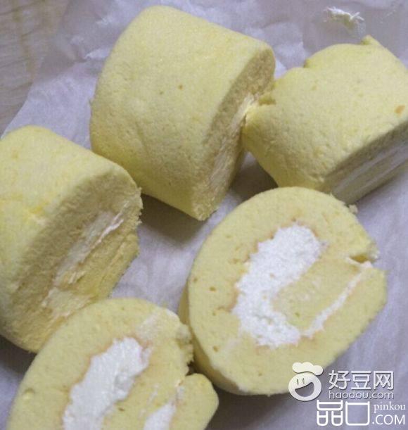 鲜嫩蛋糕卷