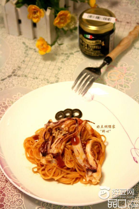 炒鱿鱼须芝士意粉