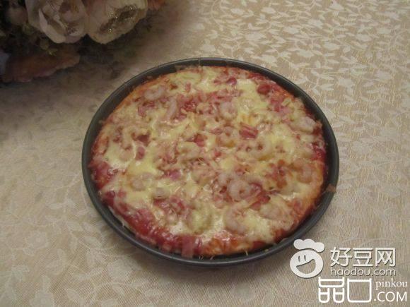 芝士虾仁培根披萨