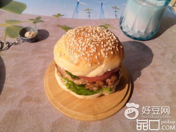 香辣鸡腿汉堡
