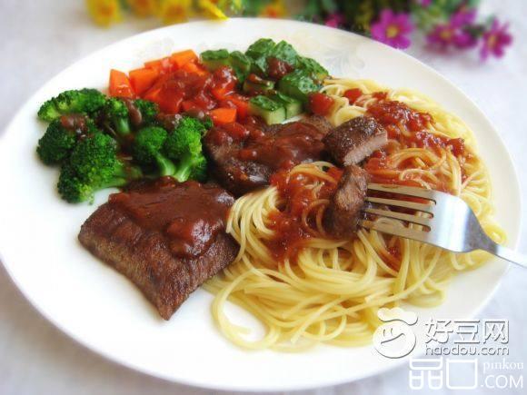 黑椒猪排意面