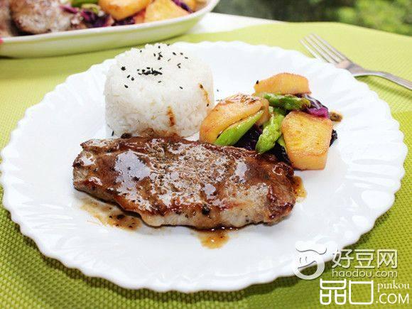 菠萝猪扒配米饭
