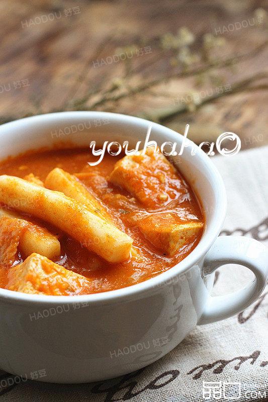 泡菜年糕豆腐汤