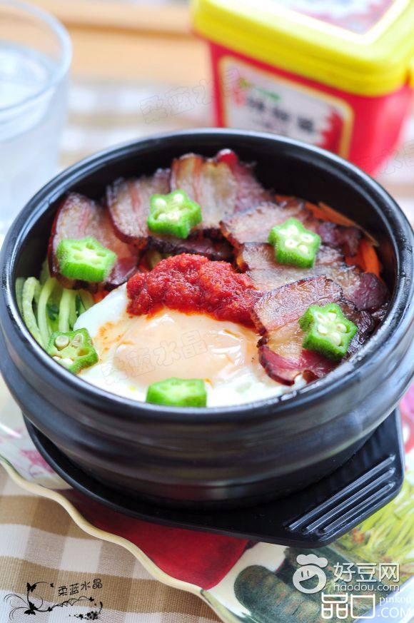 腊肉石锅拌饭