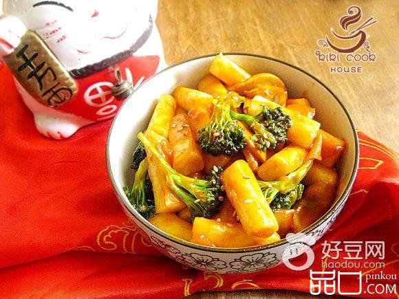 口蘑炒年糕