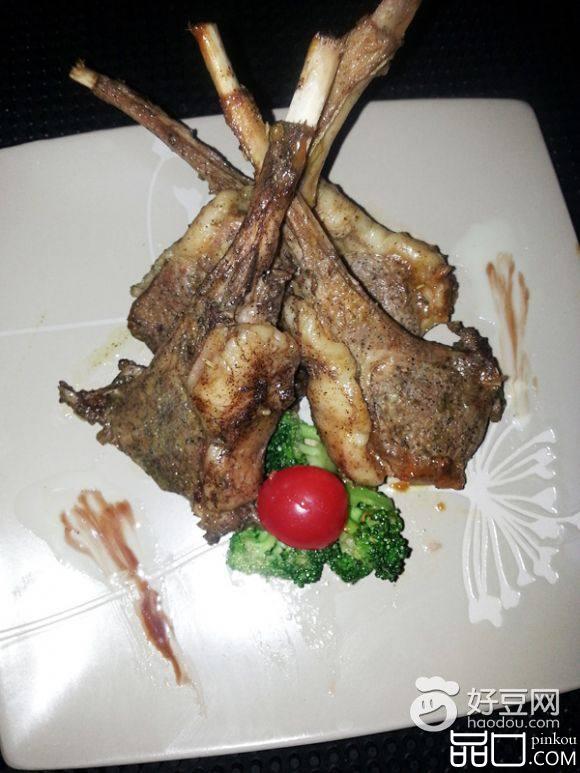 迷迭香鸡汁焗羊排