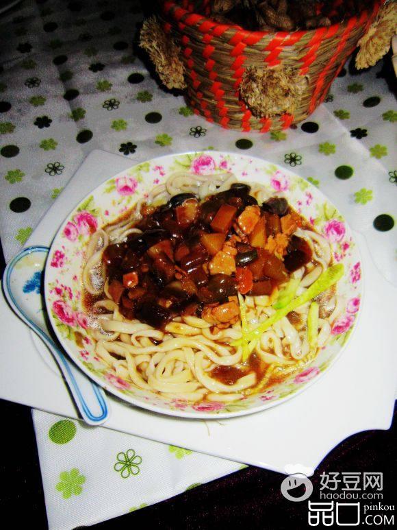家常炸酱面