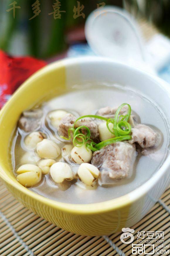 莲子炖排骨