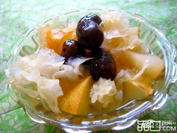 下午茶之银耳雪梨汤