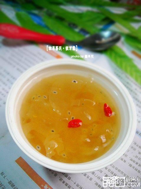 南眉薯泥银耳羹