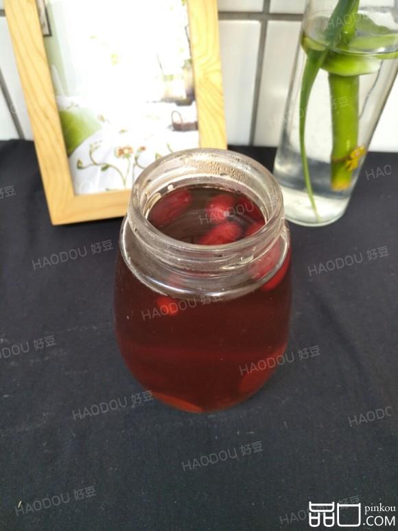 红枣枸杞姜糖茶