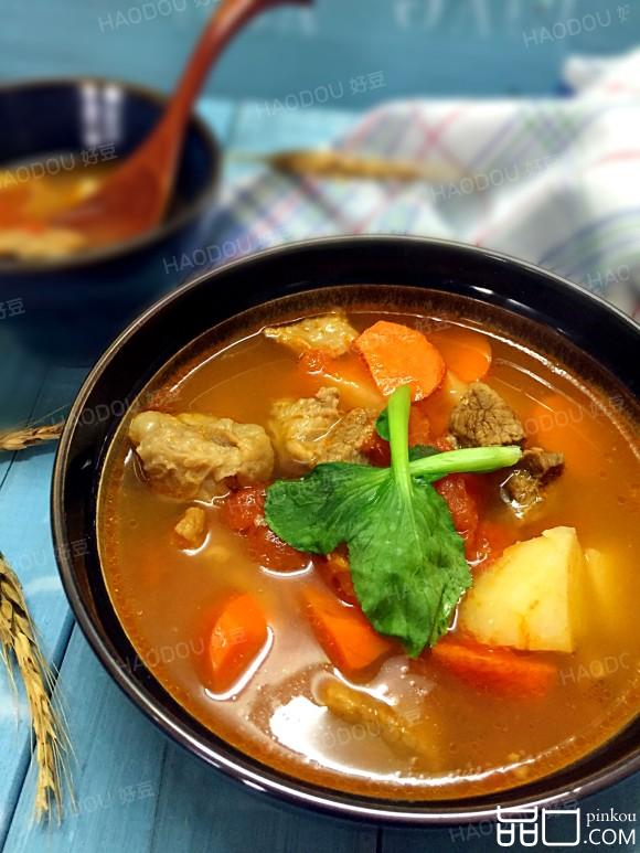 西红柿土豆牛腩煲