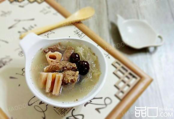 雪耳莲藕清补羊肉汤