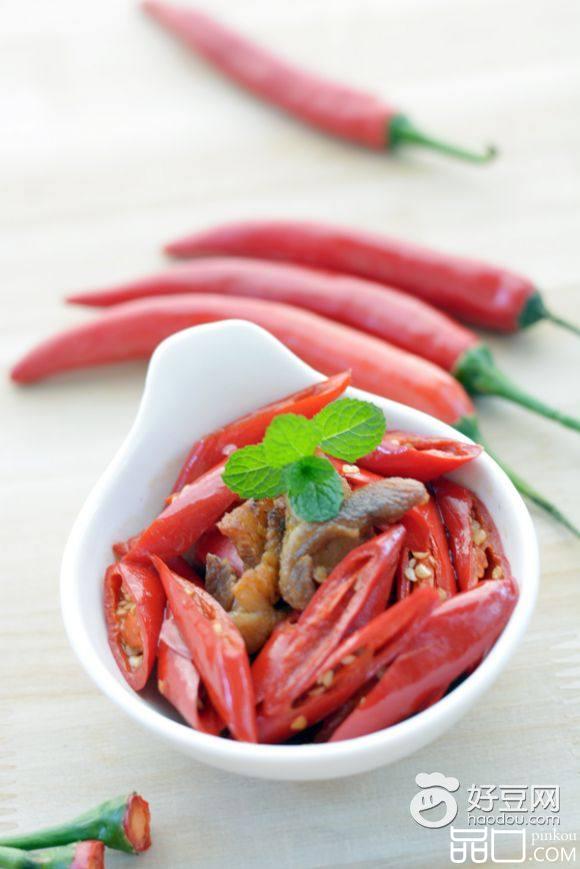 肉片炒辣椒