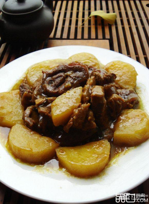 咖哩牛肉焖土豆