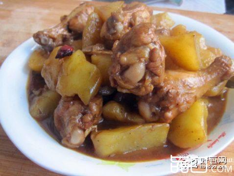 翅根炖土豆