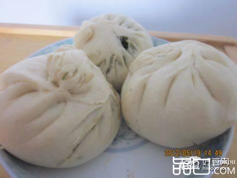 茴香肉包子
