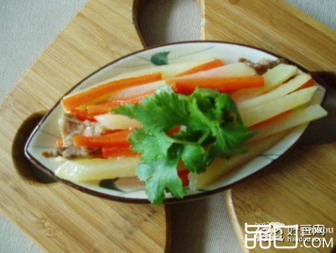 红萝卜炒土豆
