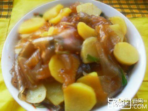 土豆炖粉皮