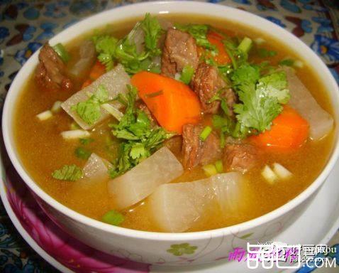 牛肉萝卜汤
