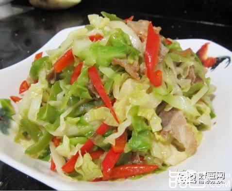 辣椒炒包菜