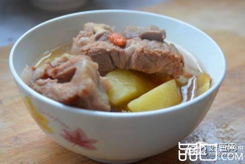 排骨炖土豆浓汤煲