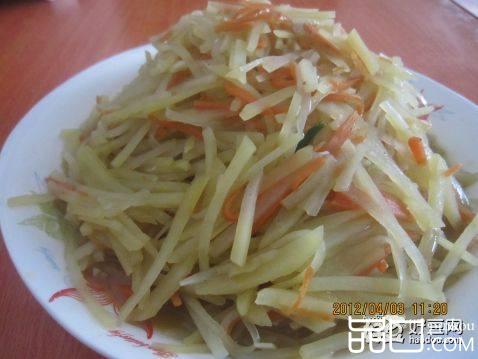 炒土豆胡萝卜丝