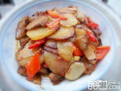 土豆炒肉