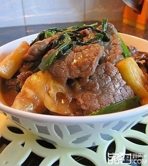 九层塔菠萝炒牛肉