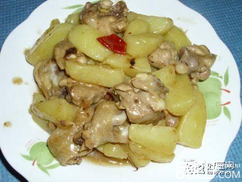 土豆烧鸡腿