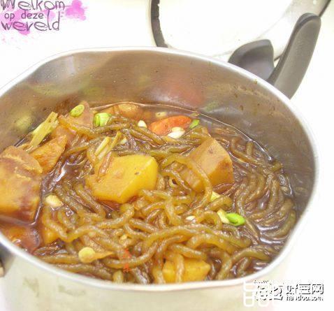 土豆炖红薯粉条