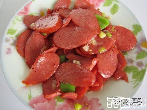 辣椒炒香肠
