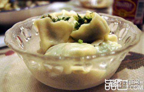 茴香馅猪肉饺子