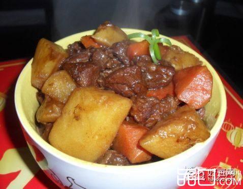 土豆炖牛腩