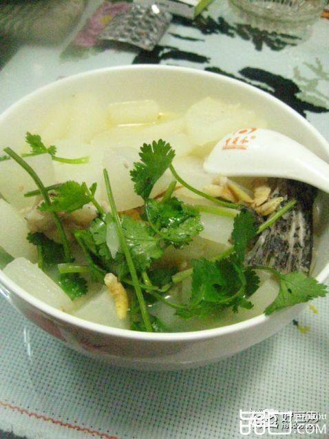 鮸鱼白萝卜汤