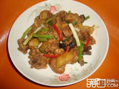 土豆烧鸡腿肉