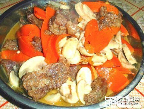 蘑菇胡萝卜牛肉