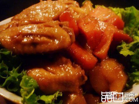 鸡翅焖土豆胡萝卜