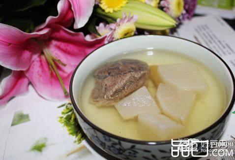 牛腱萝卜汤