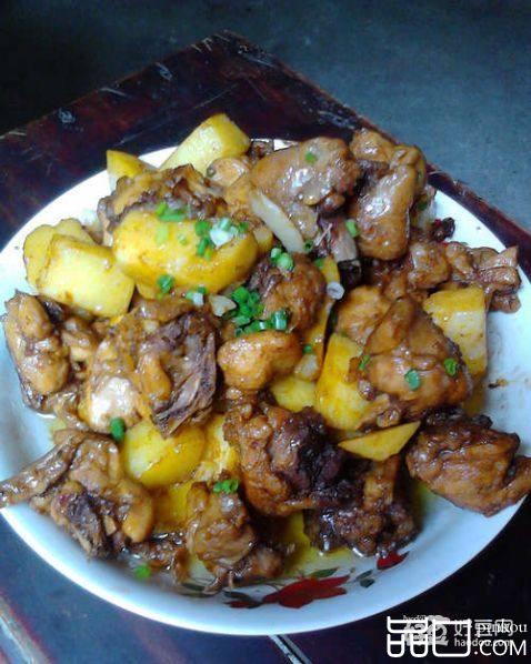 土豆焖鸡腿