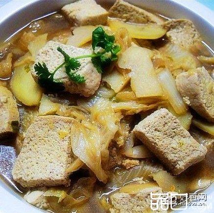 白菜炖冻豆腐