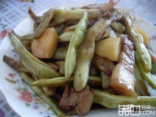 五花肉炖架豆