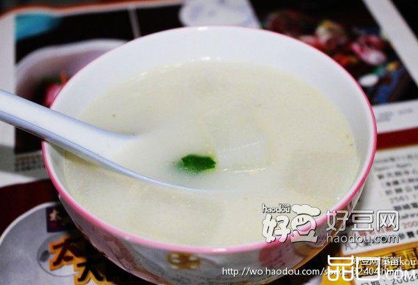 奶白鲫鱼汤