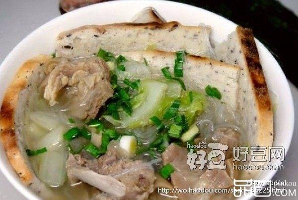 羊汤泡锅盔