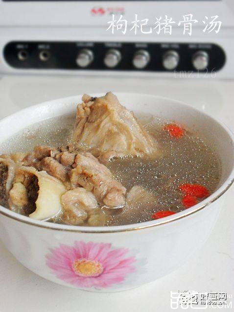 枸杞猪骨汤